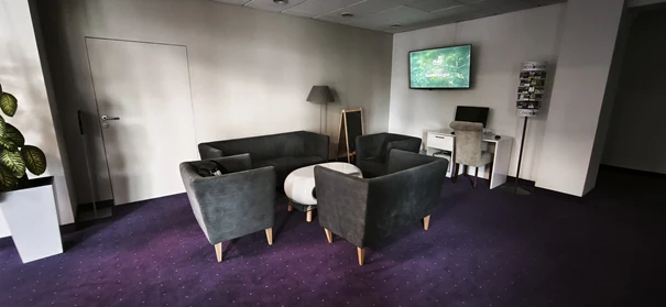 Lobby hotelowe w Olsztynie, stan obecny ze zdjęcia klienta
